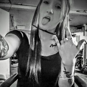 Meet your Posher, Sandy